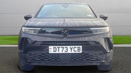 Begagnad Vauxhall Mokka 101 HK (74 kW) 2024 Svart SUV