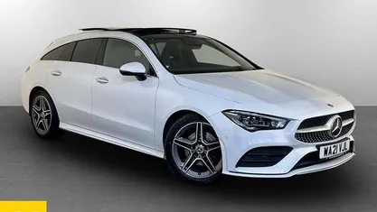 Used Mercedes CLA180 Shooting Brake AMG line 136 HP (100 kW) 2021 White Estate