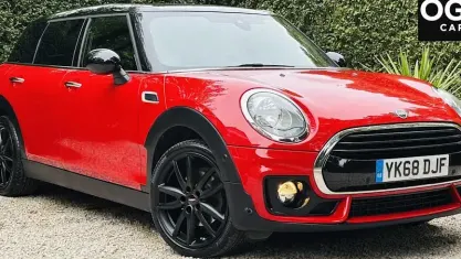 Used Mini Cooper Clubman Sport 136 HP (100 kW) 2019 Red Estate