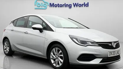 Used Vauxhall Astra Business Edition 105 HP (77 kW) 2020 Hatchback