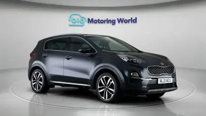 Used Kia Sportage 136 HP (100 kW) 2021 Grey SUV