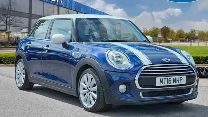 Used Mini Cooper Hatch 136 HP (100 kW) 2016 Blue Hatchback
