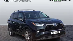 Black Used 2021 Toyota Highlander SUV | £32,000 (Fair price)