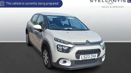 Used Citroën C3 PureTech 83 HP (61 kW) 2024 Hatchback