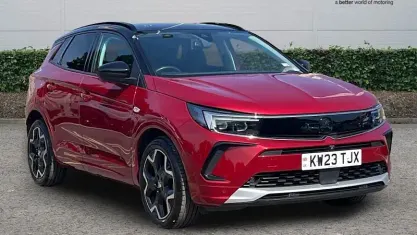 Used Vauxhall Grandland X Ultimate 131 HP (96 kW) 2023 Red SUV