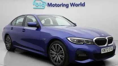 Begagnad BMW 330e M Sport 292 HK (214 kW) 2022 Blå Sedan