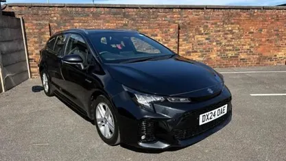 Used Suzuki Swace 140 HP (102 kW) 2024 Estate