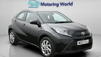 Usado Toyota Aygo X PURE 72 HP (52 kW) 2025 SUV