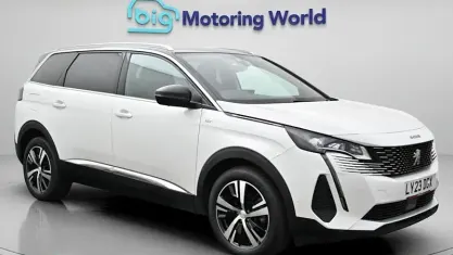 Used Peugeot 5008 GT 131 HP (96 kW) 2023 White SUV