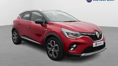 Red/black Used 2022 Renault Captur Techno SUV | £17,649 (Fair price)