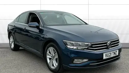 Used VW Passat SE 150 HP (110 kW) 2021 Blue Sedan