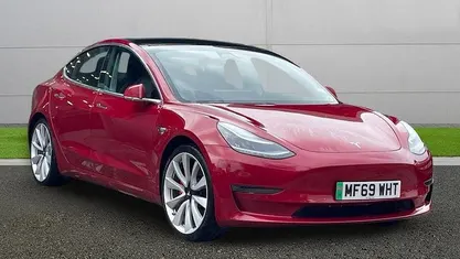 Used Tesla Model 3 Performance 461 kW (627 HP) 2019 Red Sedan