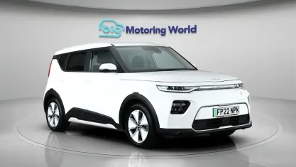 Used Kia Soul 150 kW (204 HP) 2022 White SUV