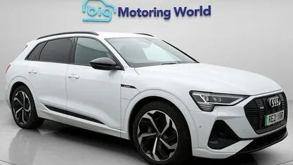 Used Audi e-tron Black Edition 300 kW (408 HP) 2021 White SUV