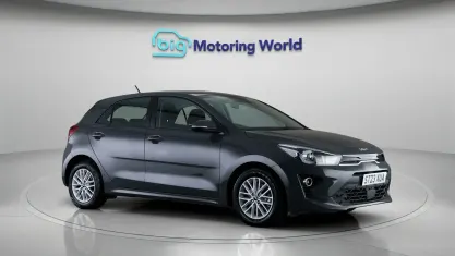 Used Kia Rio 101 HP (74 kW) 2022 Grey Hatchback