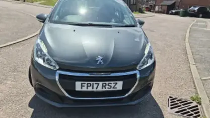 Used Peugeot 208 Active 82 HP (60 kW) 2017 Grey Hatchback