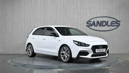Second-hand Hyundai i30 N Line 140 CP (102 kW) 2019 Alb Hatchback