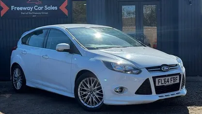 Used Ford Focus Zetec 125 HP (91 kW) 2014 Hatchback