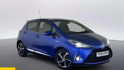 Second-hand Toyota Yaris Hybrid 101 CP (74 kW) 2019 Albastru Hatchback