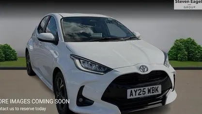 Used Toyota Yaris Hybrid Design 116 HP (85 kW) 2026 Hatchback