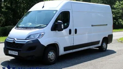 Used Citroën Relay 140 HP (102 kW) 2023 White Van