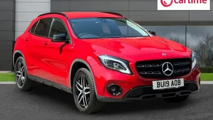 Used Mercedes GLA180 Urban 122 HP (89 kW) 2019 Red SUV