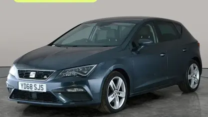 Usado Seat Leon FR 131 HP (96 kW) 2019 Cinzento Citadino