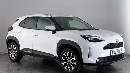 Used 2025 Toyota Yaris Hybrid Design Estate | £19,200 (Super price)