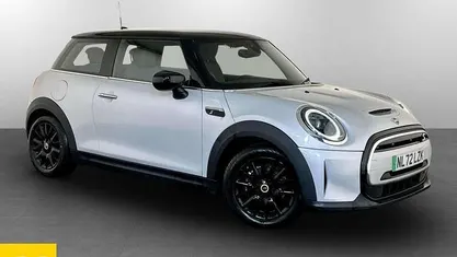 Used Mini Cooper Level 2 135 kW (184 HP) 2023 Hatchback