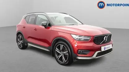 Usado Volvo XC40 R-Design 211 CV (155 kW) 2021 Rojo SUV