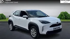 Used 2025 Toyota Yaris Hybrid Estate | £22,027 (Good price)