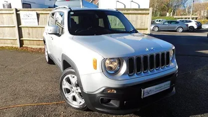 Used 2017 Jeep Renegade Limited SUV | £8,750 (Good price)