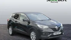 Black Used 2019 Renault Kadjar Play SUV | £10,690 (Fair price)