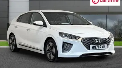 Used Hyundai Ioniq Premium SE 141 HP (103 kW) 2021 White Hatchback