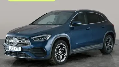 Begagnad Mercedes GLA250 Exclusive 218 HK (160 kW) 2021 Blå SUV