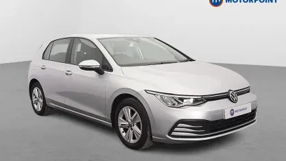 Used VW Golf VIII Life 150 HP (110 kW) 2023 Silver Hatchback