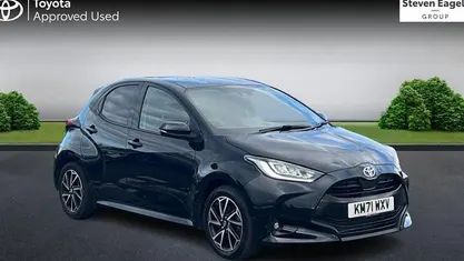 Used Toyota Yaris Hybrid Design 116 HP (85 kW) 2025 Hatchback