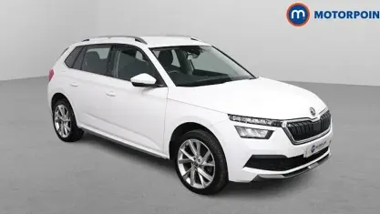 Begagnad Skoda Kamiq SE L Executive 150 HK (110 kW) 2023 Vit SUV