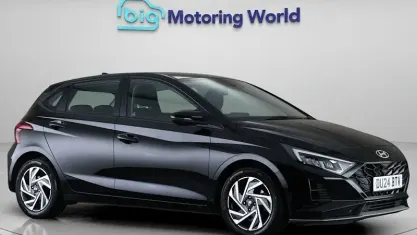Used Hyundai i20 Advanced 101 HP (74 kW) 2024 Black Hatchback