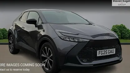 Used Toyota C-HR Design 140 HP (102 kW) 2026 SUV