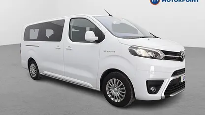 Used Toyota Proace Verso City 100 kW (136 HP) 2024 White Estate