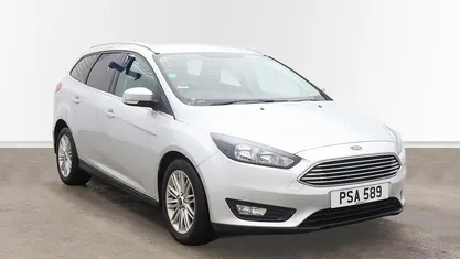 Silver Used 2017 Ford Focus Zetec Estate | £9,699 (Fair price)