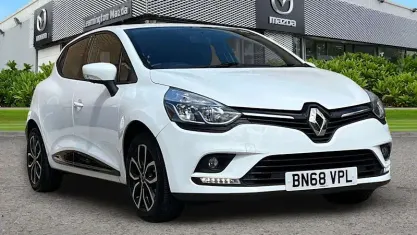 Used Renault Clio Play 76 HP (55 kW) 2018 White Hatchback