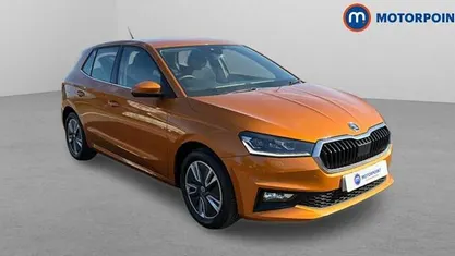 Begagnad Skoda Fabia SE L 95 HK (69 kW) 2022 Orange Halvkombi