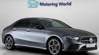 Begagnad Mercedes A250 AMG line 259 HK (190 kW) 2022 Grå Sedan