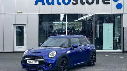 Used Mini Cooper S Hatch 192 HP (141 kW) 2019 Blue Hatchback