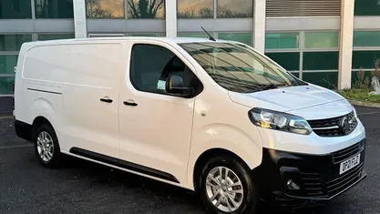 Used Vauxhall Vivaro S 101 HP (74 kW) 2021 MPV