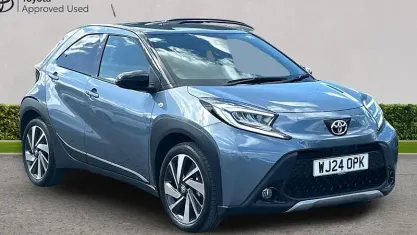 Used Toyota Aygo X 72 HP (52 kW) 2024 Grey SUV