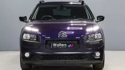 Used Citroën C4 Cactus Flair 110 HP (80 kW) 2017 Hatchback