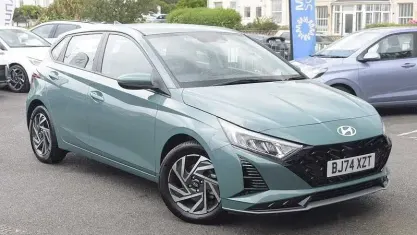 Used Hyundai i20 Advanced 101 HP (74 kW) 2024 Hatchback
